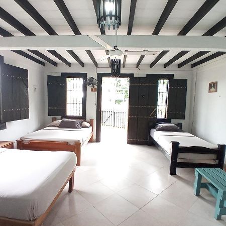 Hostal Portal Del Sol Capurgana Bagian luar foto